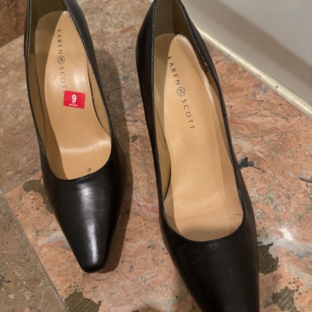 Karen Scott Black Leather shoes